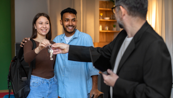 What is a conveyancer?